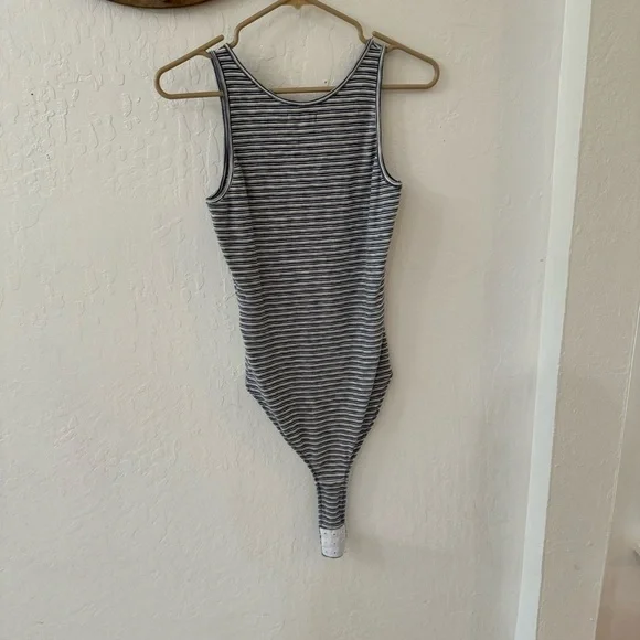 Madewell Blue White Ribbed Striped Sleeveless Henley Indie Bodysuit S - Picture 6 of 8